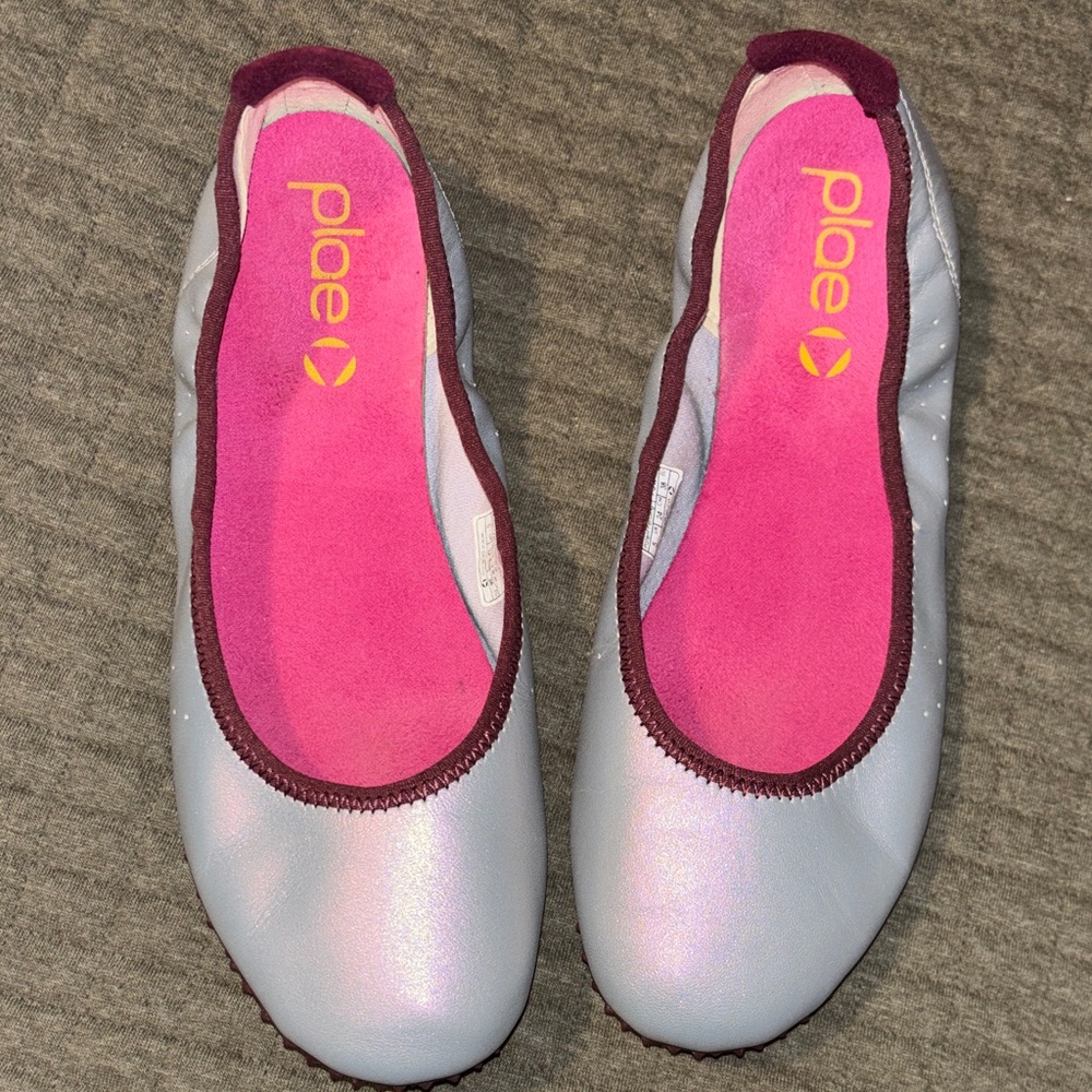Plae Crosby Moonstone Womens Size 6